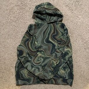 No Boundaries Men's Swirl Pattern Hoodie in Green, Brown, Black